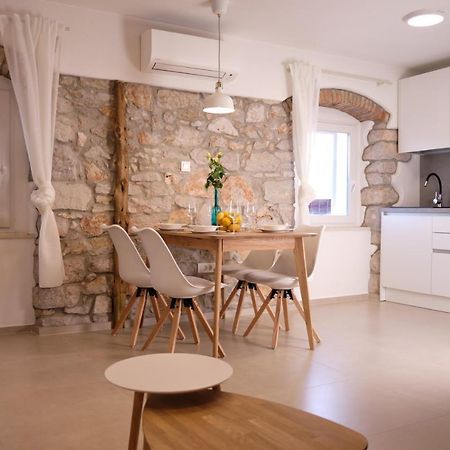 Apartment House Bucul Mali Lošinj Eksteriør bilde