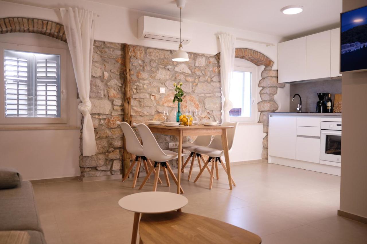 Apartment House Bucul Mali Lošinj Eksteriør bilde